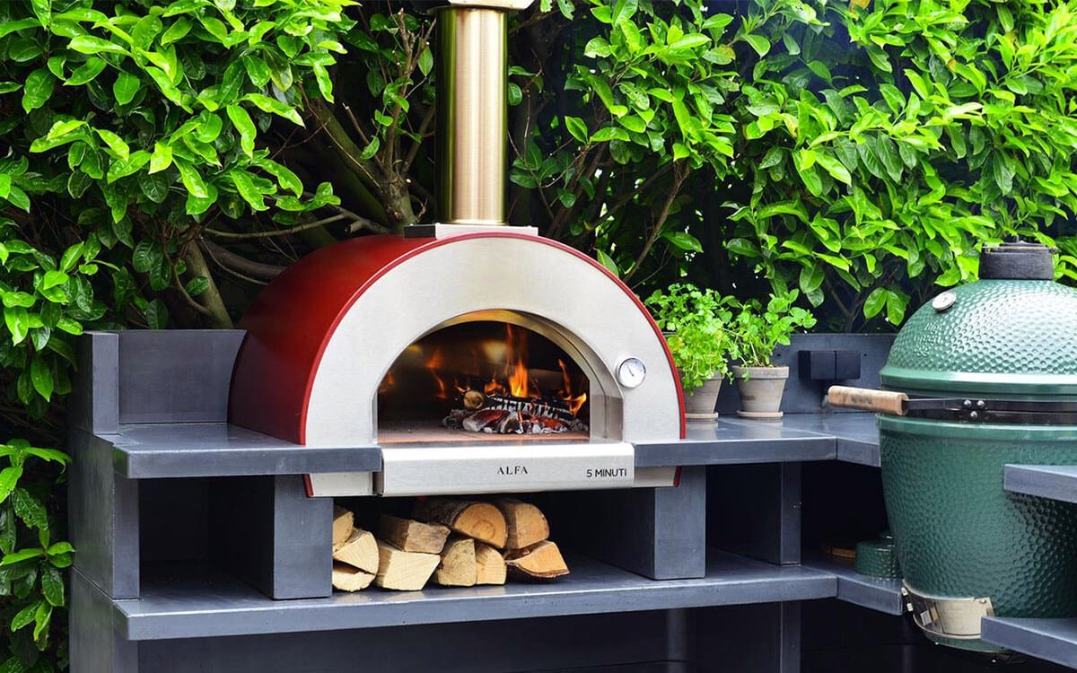 Outdoor Kitchen Pizza Oven